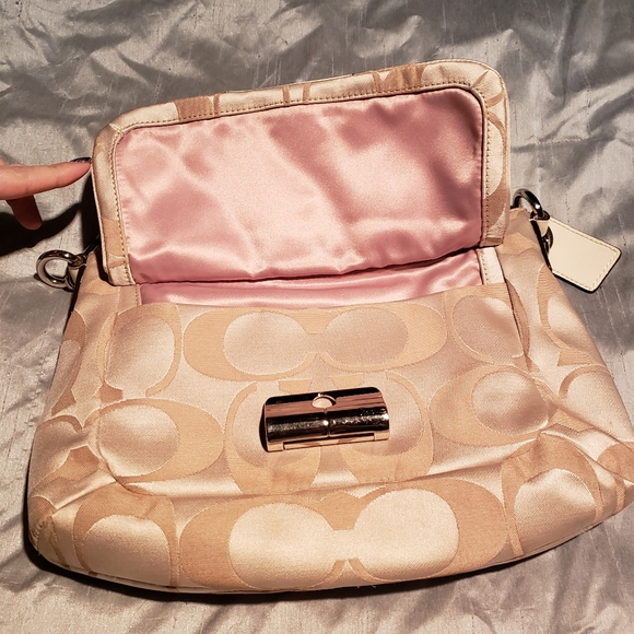 Coach Bag - Picture 6 of 11